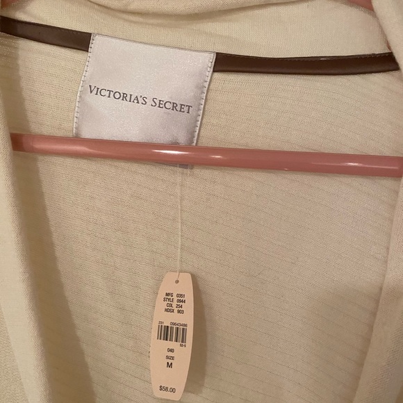 Top - Picture 3 of 3